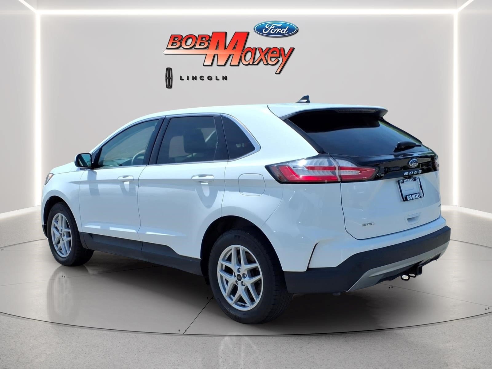 Used 2024 Ford Edge SEL w/ Convenience Package AWD/4WD image 7