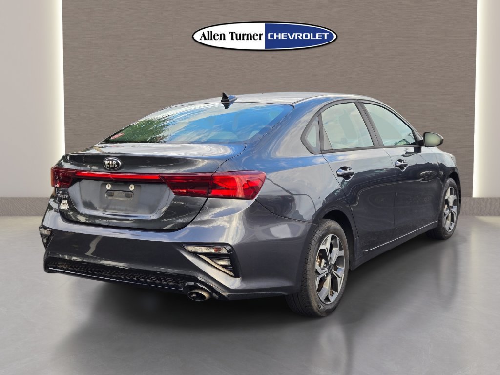 Used 2019 Kia Forte LXS FWD image 6