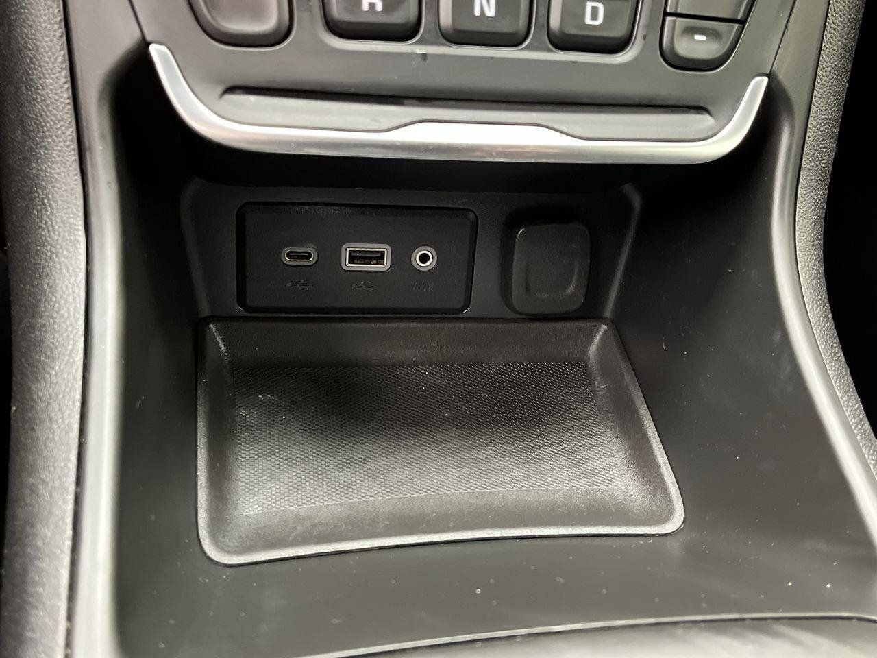 Certified 2018 GMC Terrain SLE w/ Driver Convenience Package FWD image 23