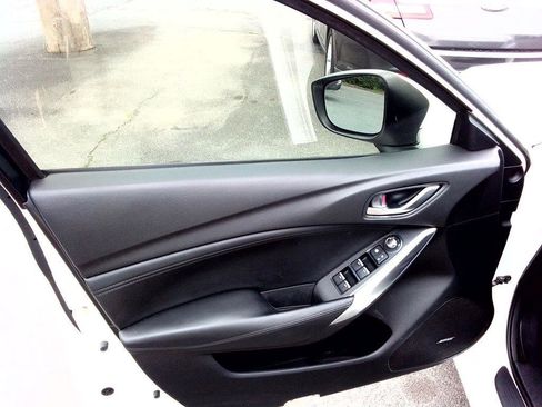 Used 2017 MAZDA MAZDA6 Touring FWD image 18