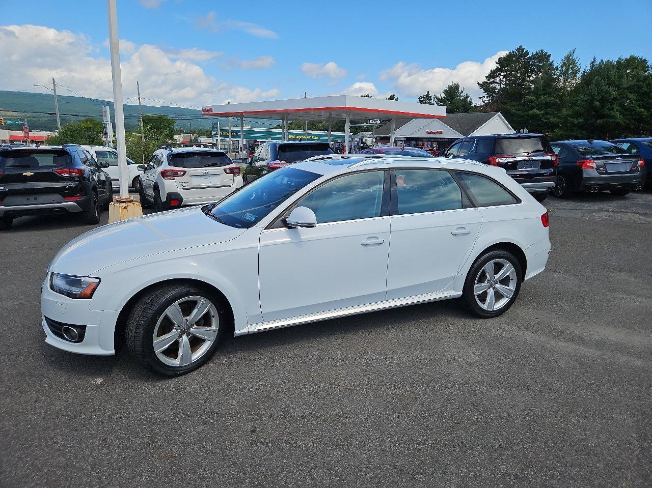 Used 2013 Audi A4 Premium Plus w/ Premium Plus Pkg AWD/4WD image 39