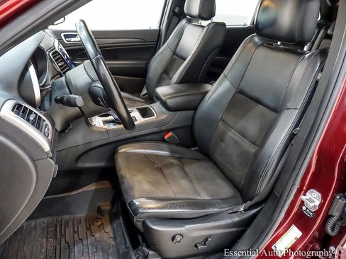 Used 2021 Jeep Grand Cherokee Laredo X image 13