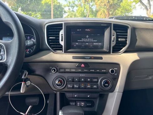 Used 2018 Kia Sportage LX w/ LX Popular Package FWD image 29
