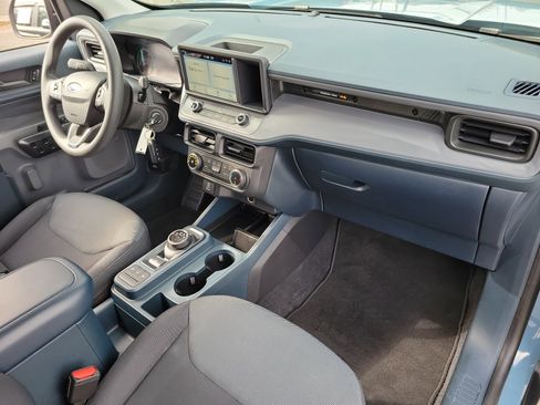 Used 2023 Ford Maverick XL image 29
