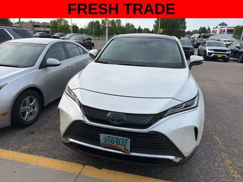 Used 2021 Toyota Venza Limited w/ Carpet Mat Package (TMS) AWD/4WD image 9