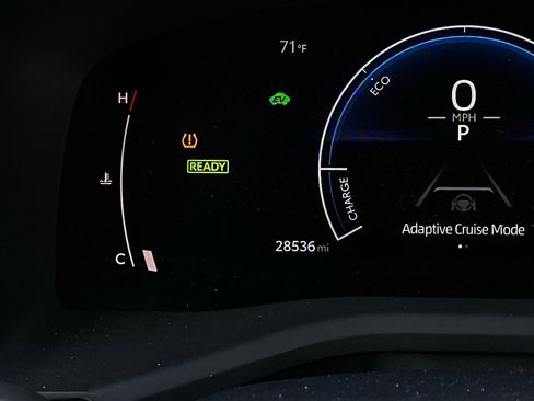 Used 2025 Toyota Camry LE image 37