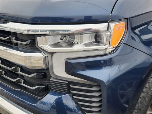 Used 2023 Chevrolet Silverado 1500 LT image 6