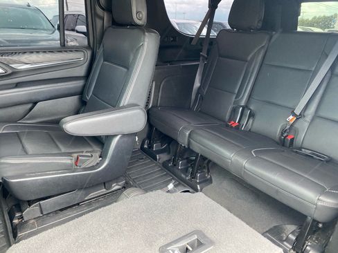 Used 2023 GMC Yukon XL Denali RWD image 20