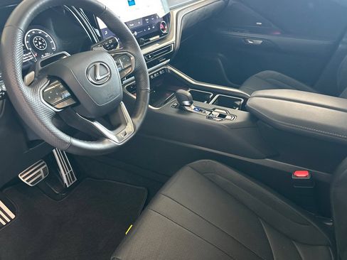 Certified 2026 Lexus TX 500h AWD w/ Technology Package image 7