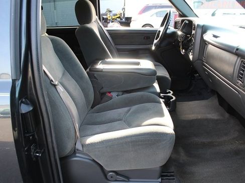 Used 2003 Chevrolet Silverado 2500 LS w/ Snow Plow Prep Package AWD/4WD image 36