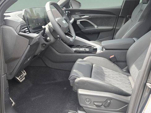 New 2026 Audi SQ5 Premium Plus AWD/4WD image 10