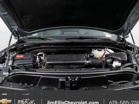 Certified 2024 Chevrolet Suburban LT image 36