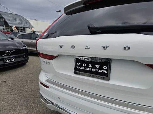 Certified 2023 Volvo XC60 T8 Core image 15