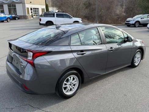 Used 2019 Toyota Prius L Eco image 5