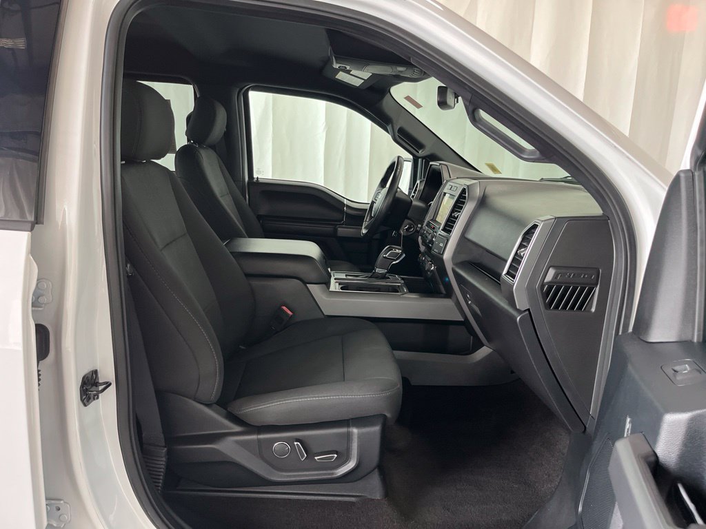 Used 2018 Ford F150 XLT w/ Equipment Group 302A Luxury AWD/4WD image 19