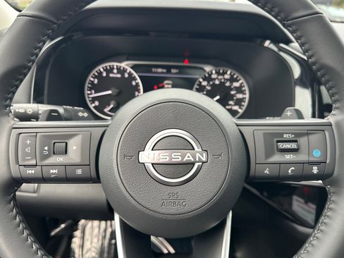 New 2025 Nissan Pathfinder SV w/ SV Premium Package image 28