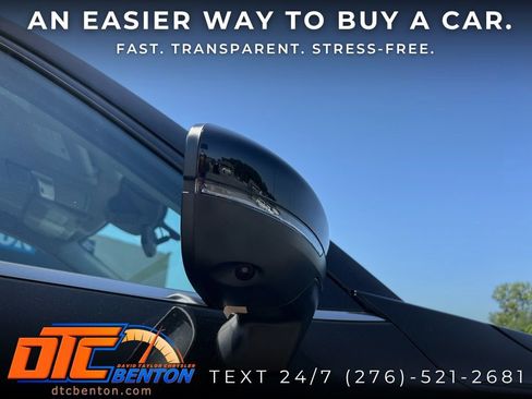 Used 2025 Nissan Pathfinder SL AWD/4WD image 20