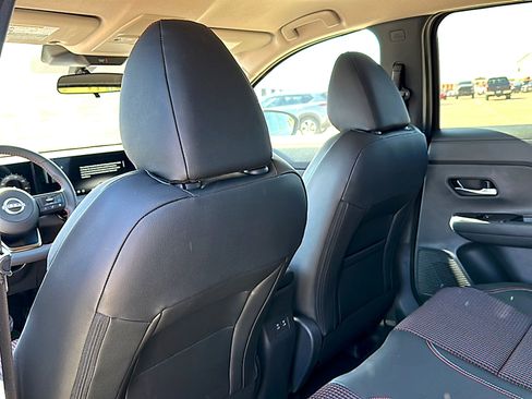 New 2026 Nissan Kicks SR image 14