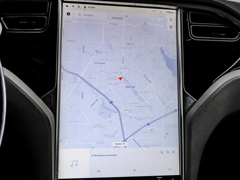 Used 2016 Tesla Model S 70 image 26