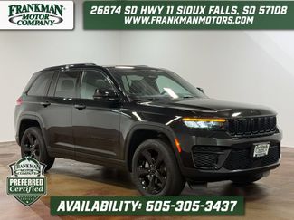 Used 2024 Jeep Grand Cherokee Altitude AWD/4WD video 1