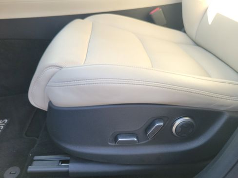 Certified 2023 Genesis GV70 2.5T image 14