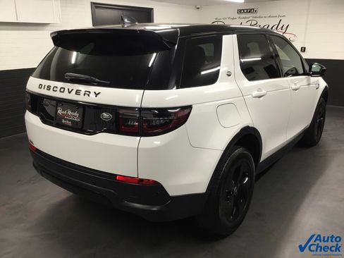 Used 2021 Land Rover Discovery Sport S image 11