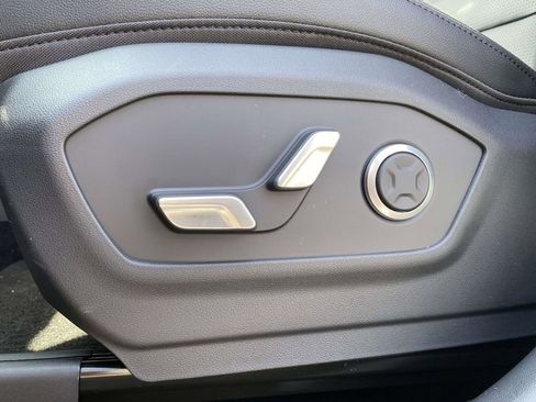 New 2026 Hyundai Santa Fe Limited FWD image 17
