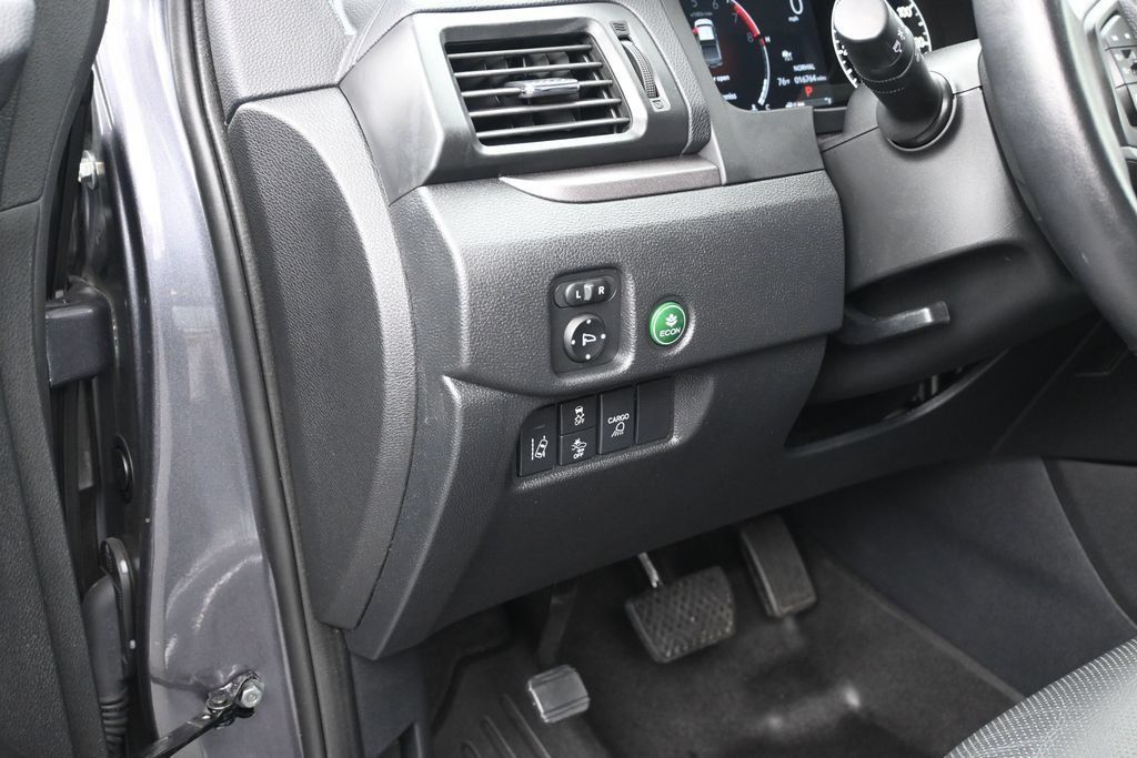 Certified 2025 Honda Ridgeline RTL image 19