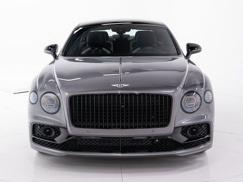 Certified 2023 Bentley Flying Spur Plug-In Hybrid AWD/4WD image 8