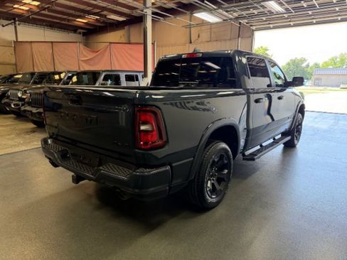 Used 2025 RAM 1500 Big Horn AWD/4WD image 5