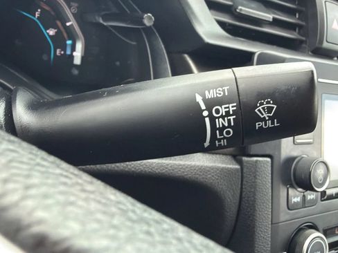 Used 2019 Honda Civic LX image 13