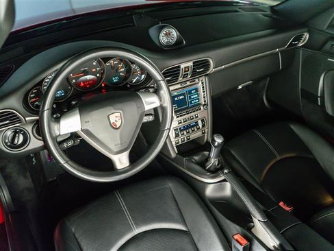 Used 2006 Porsche 911 Carrera 4 AWD/4WD image 4