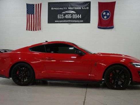 Used 2020 Ford Mustang Shelby GT500 w/ Technology Package image 4