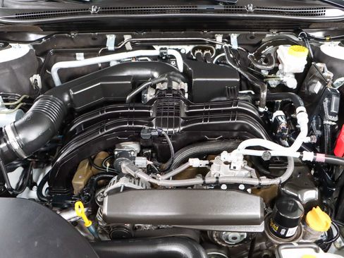 Used 2021 Subaru Outback Limited image 31