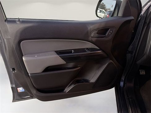 Used 2017 Chevrolet Colorado W/T image 20