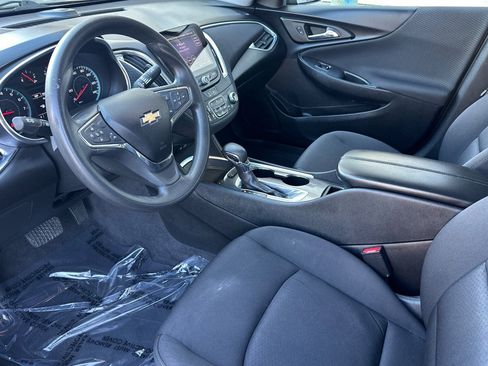 Used 2021 Chevrolet Malibu LT image 11