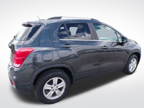 Used 2019 Chevrolet Trax LT FWD image 8