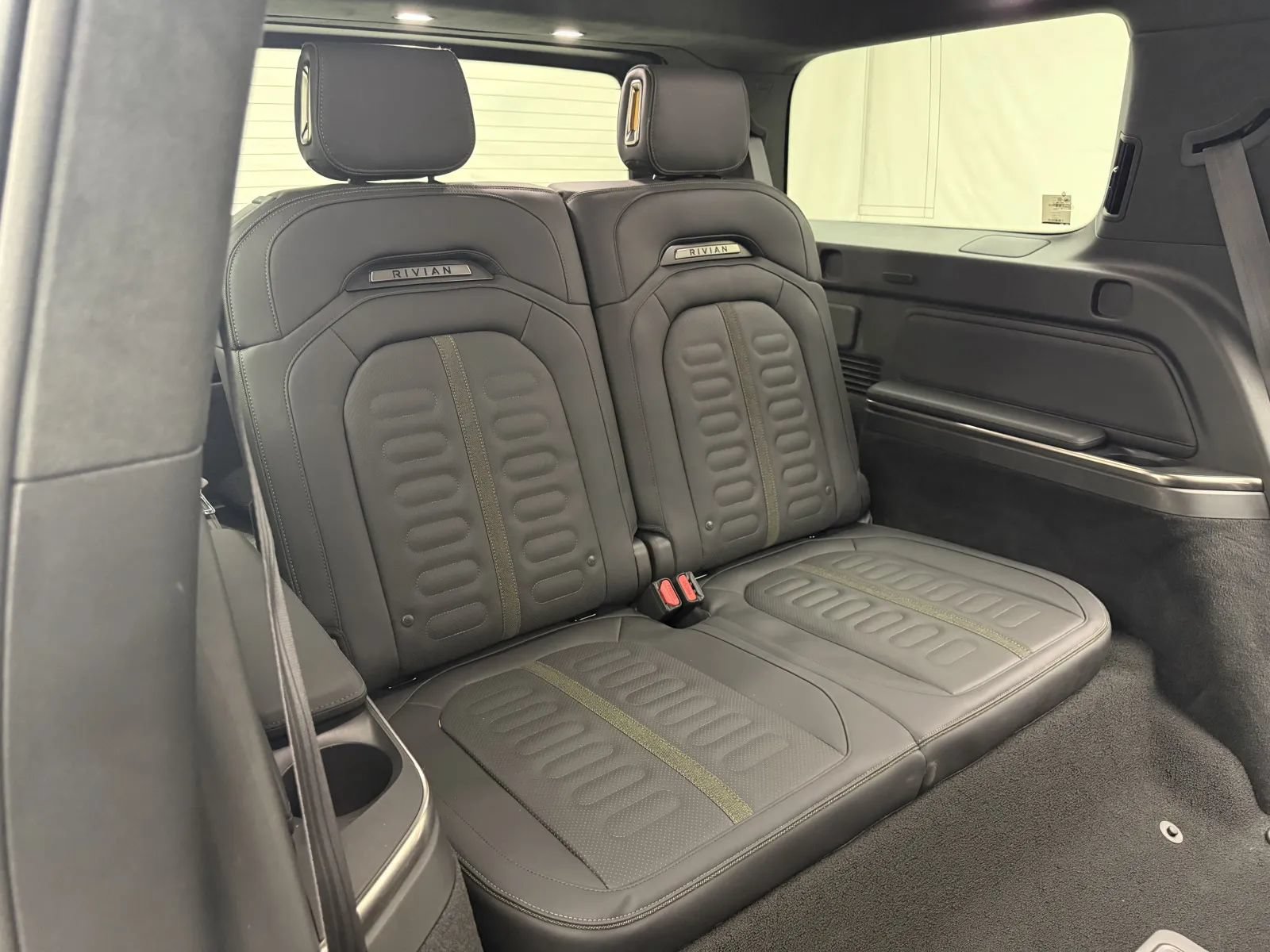 Used 2024 Rivian R1S Adventure Quad AWD/4WD image 45
