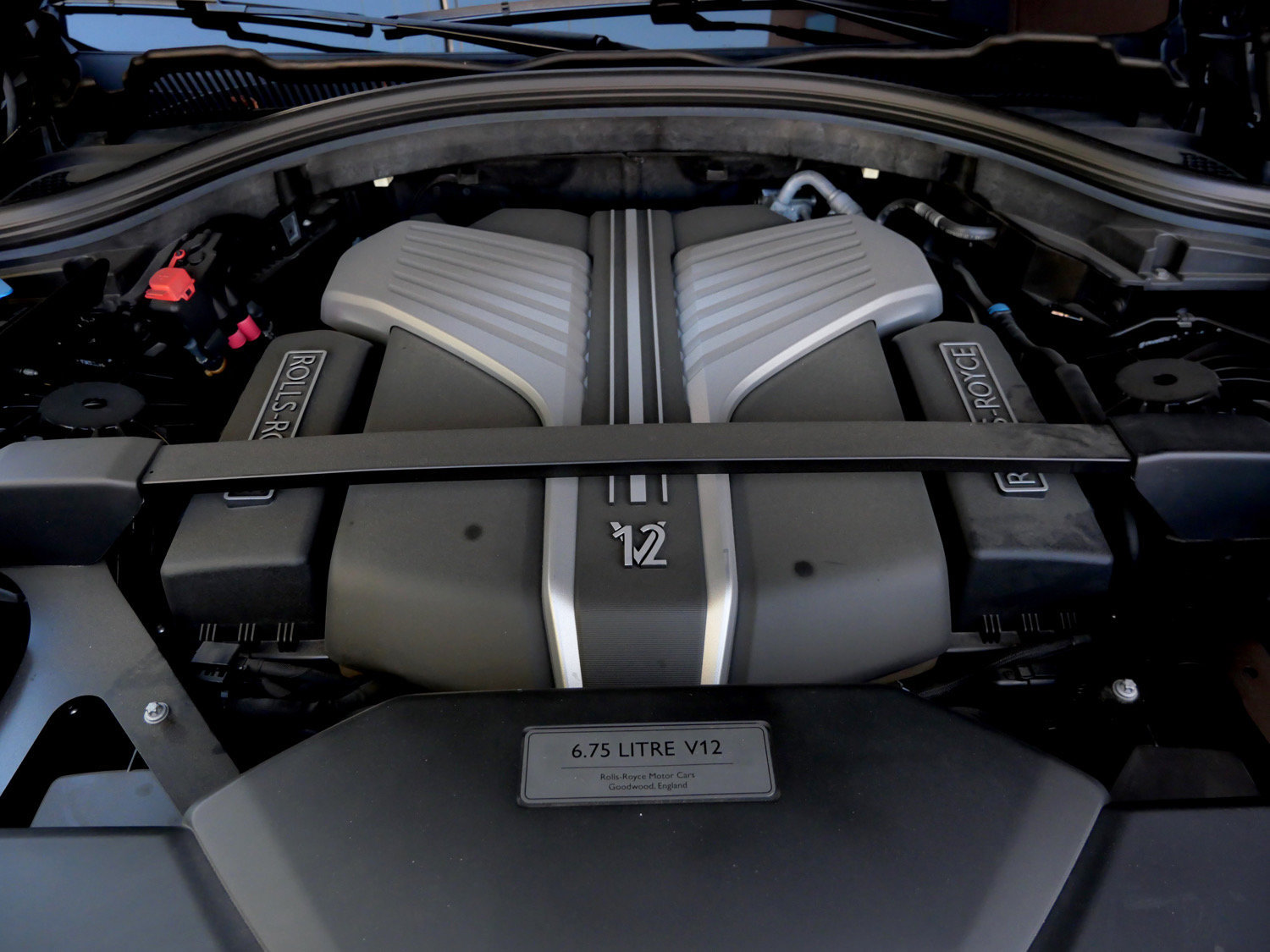 Certified 2022 Rolls-Royce Cullinan w/ Technology Package AWD/4WD image 32
