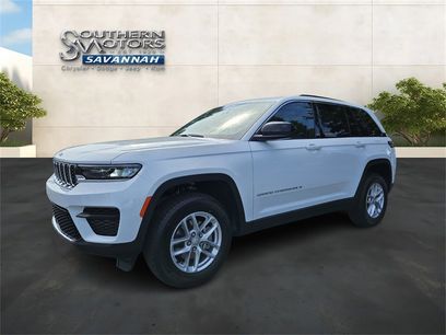 New 2024 Jeep Grand Cherokee Laredo X w/ Luxury Tech Group I