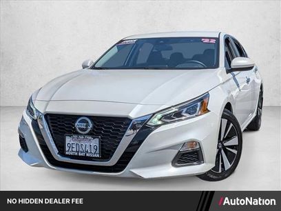 Used 2022 Nissan Altima 2.5 SV