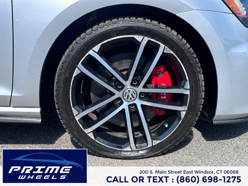 Used 2017 Volkswagen GTI S FWD image 25