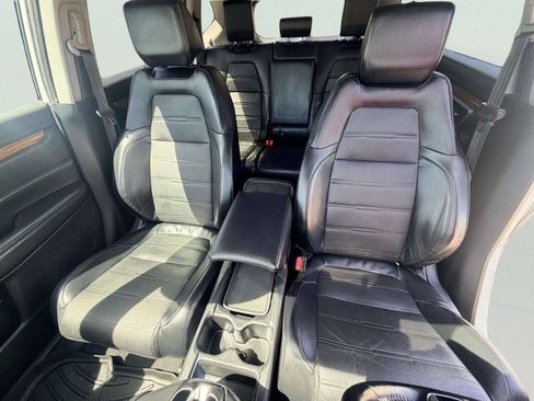 Used 2017 Honda CR-V Touring image 21