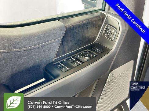 Used 2024 Ford F350 Lariat w/ Lariat Ultimate Package AWD/4WD image 12
