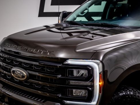 Used 2024 Ford F350 XLT w/ Black Appearance Package AWD/4WD image 25
