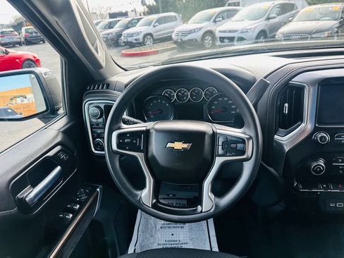 Used 2020 Chevrolet Silverado 1500 LT w/ Trailering Package AWD/4WD image 11