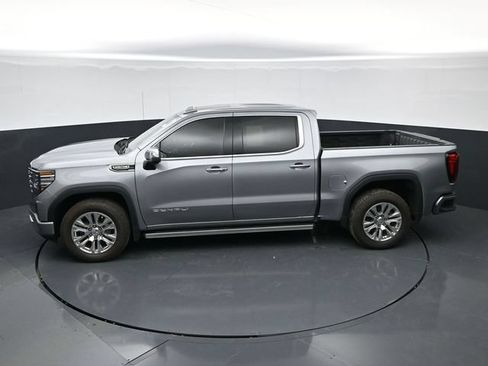 Used 2024 GMC Sierra 1500 Denali w/ Technology Package AWD/4WD image 42