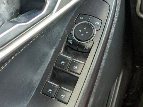 Used 2020 Ford Explorer Limited RWD image 25