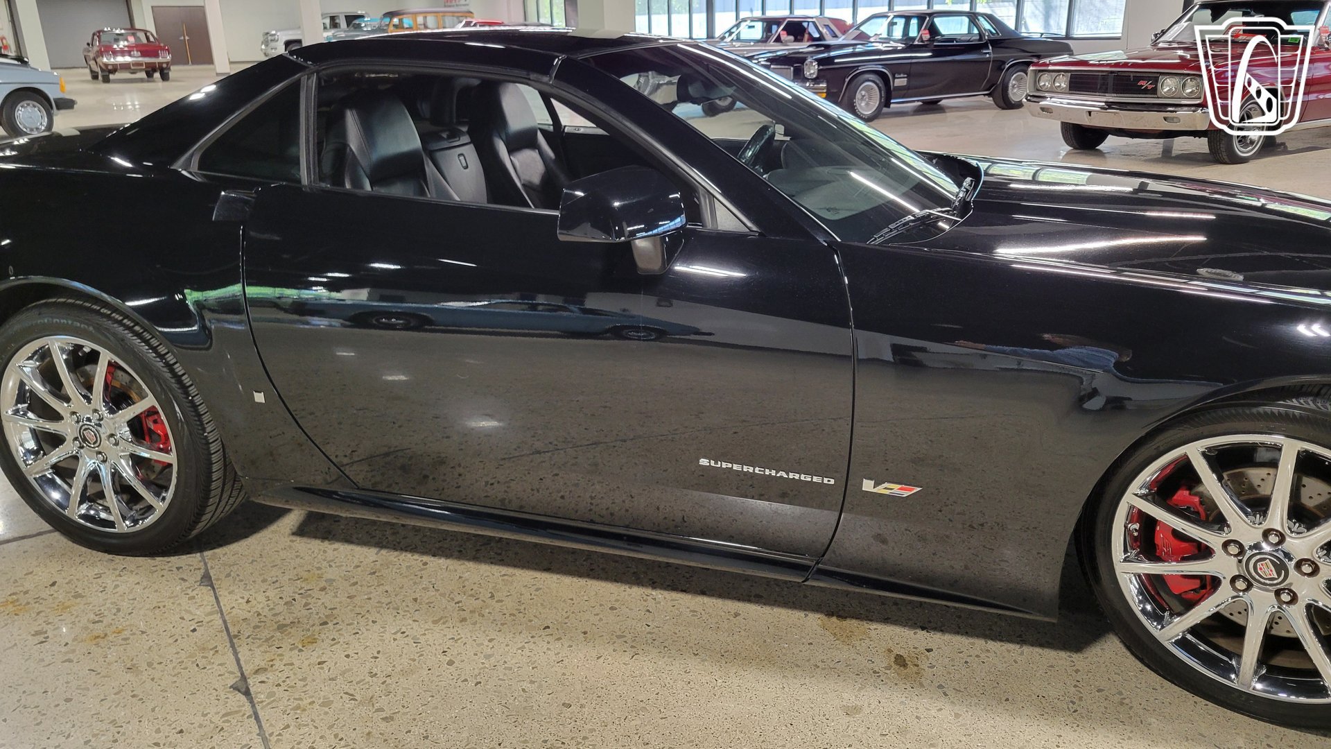 Used 2008 Cadillac XLR V RWD image 40