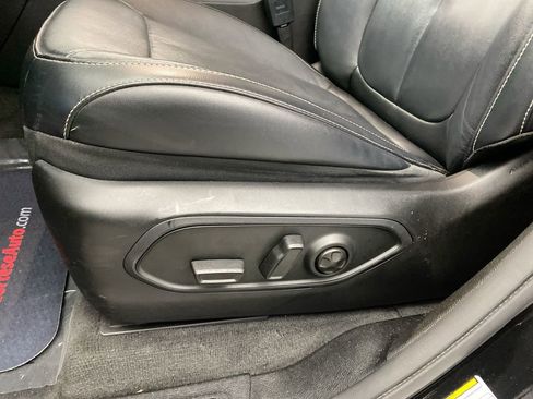 Used 2021 Jeep Grand Cherokee L Limited AWD/4WD image 13